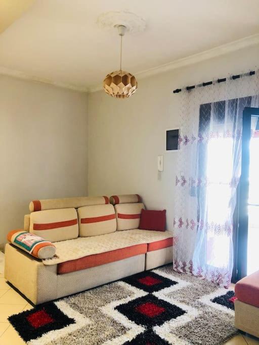 Villa Uklala Kamez Exteriér fotografie